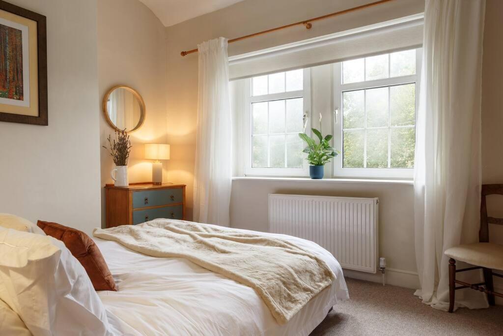 Holiday home Apple Cottage: 19th Century Charm In Calder Valley Luddendenfoot