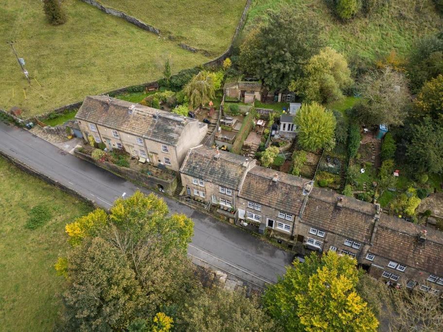 Holiday home Apple Cottage: 19th Century Charm In Calder Valley